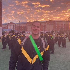 Meet your Posher, Kenneth